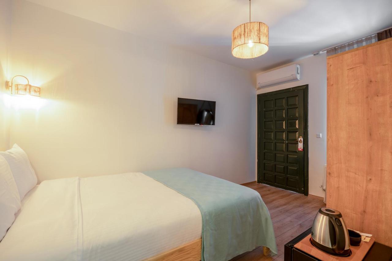 Aya Butik Otel Adalar Luaran gambar