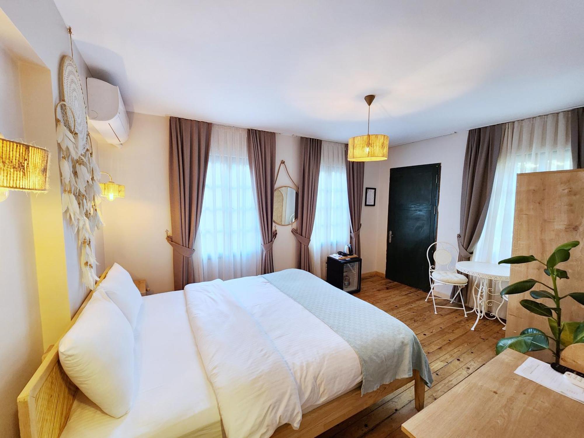 Aya Butik Otel Adalar Luaran gambar