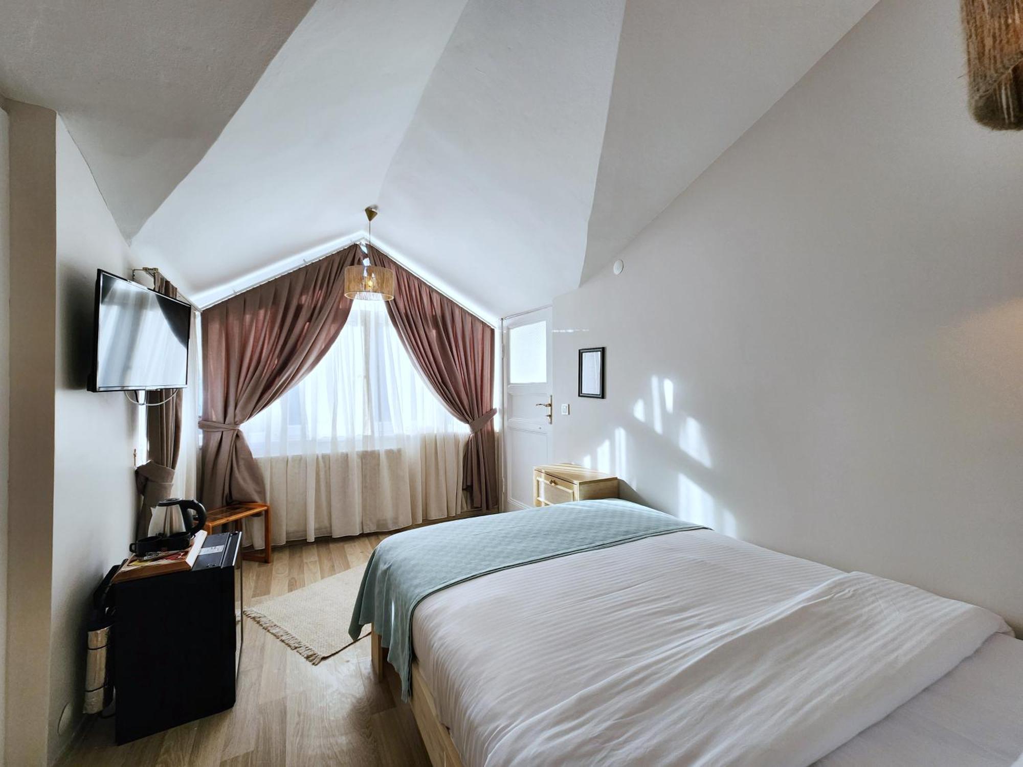 Aya Butik Otel Adalar Luaran gambar